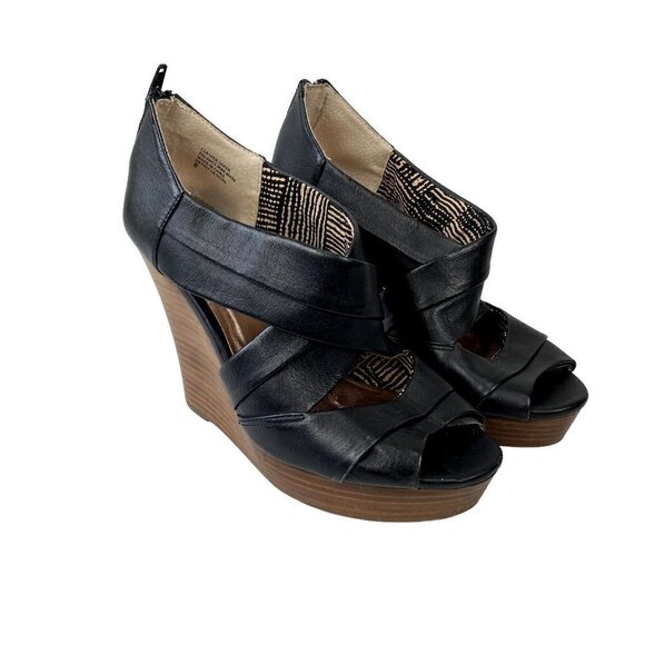 Seychelles Black Leather Risky Business Wedge Sandals 8 - Picture 1 of 12
